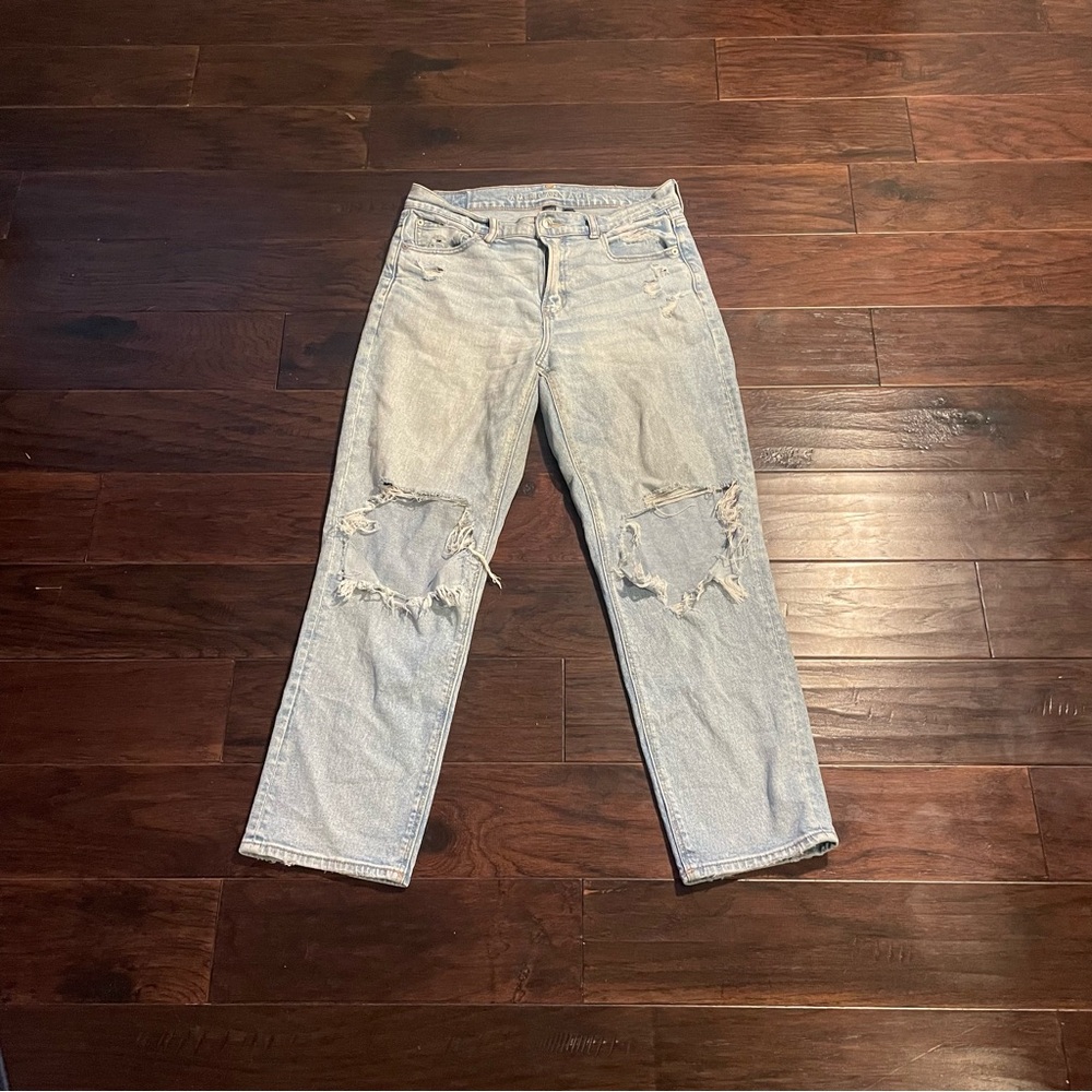 american eagle ripped jeans